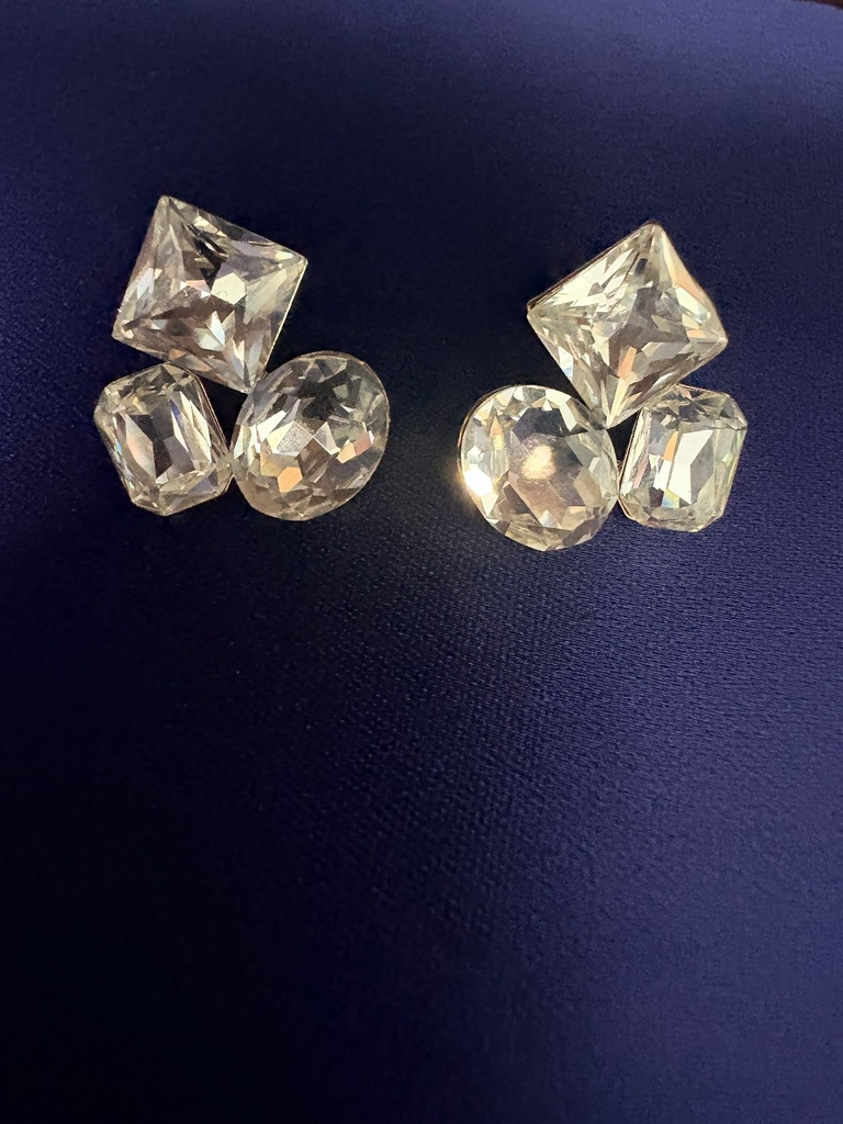 [E-ST-WG-WT-103] Geometric Multi-Cut Crystal Cluster Stud Earrings in Gold Tone